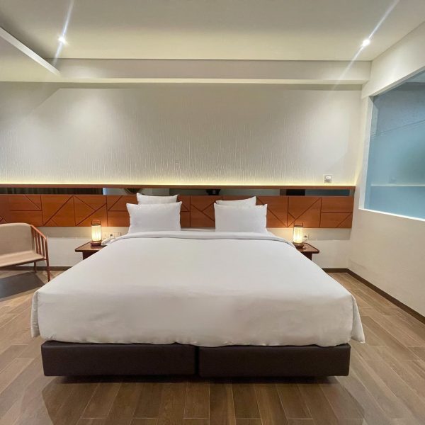 Deluxe Room Mewangi Hotel Double Bed (2)