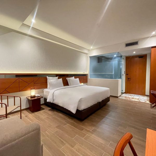 Deluxe Room Mewangi Hotel Double Bed (3)